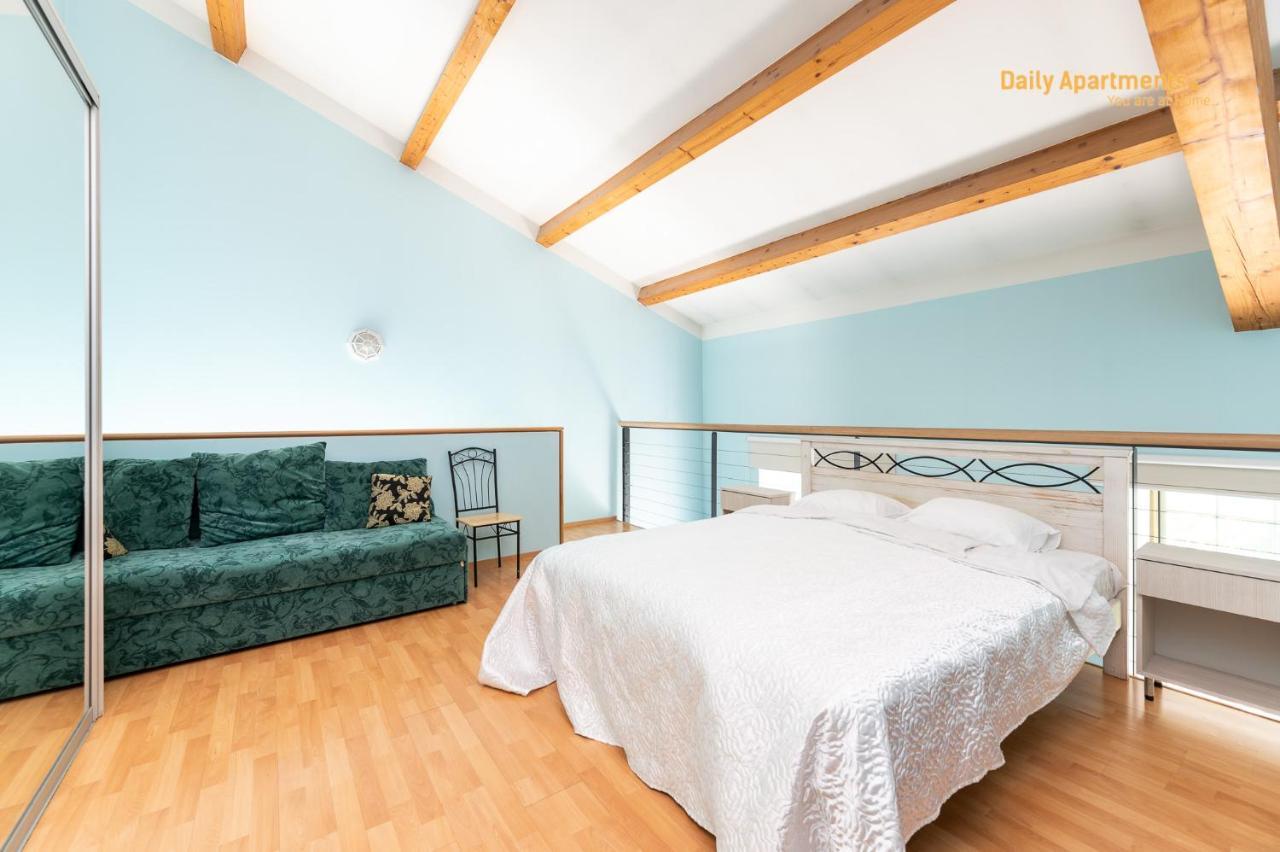 Daily Apartments - Duplex Apartment Tallinn Buitenkant foto