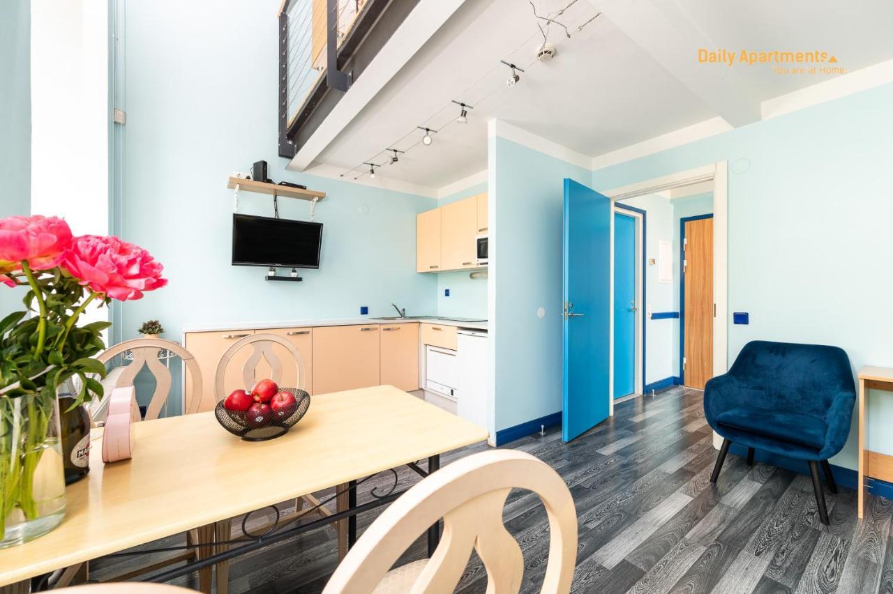 Daily Apartments - Duplex Apartment Tallinn Buitenkant foto